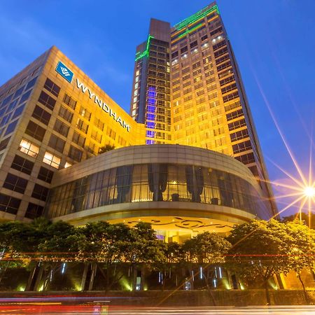 Wyndham Surabaya Exterior foto