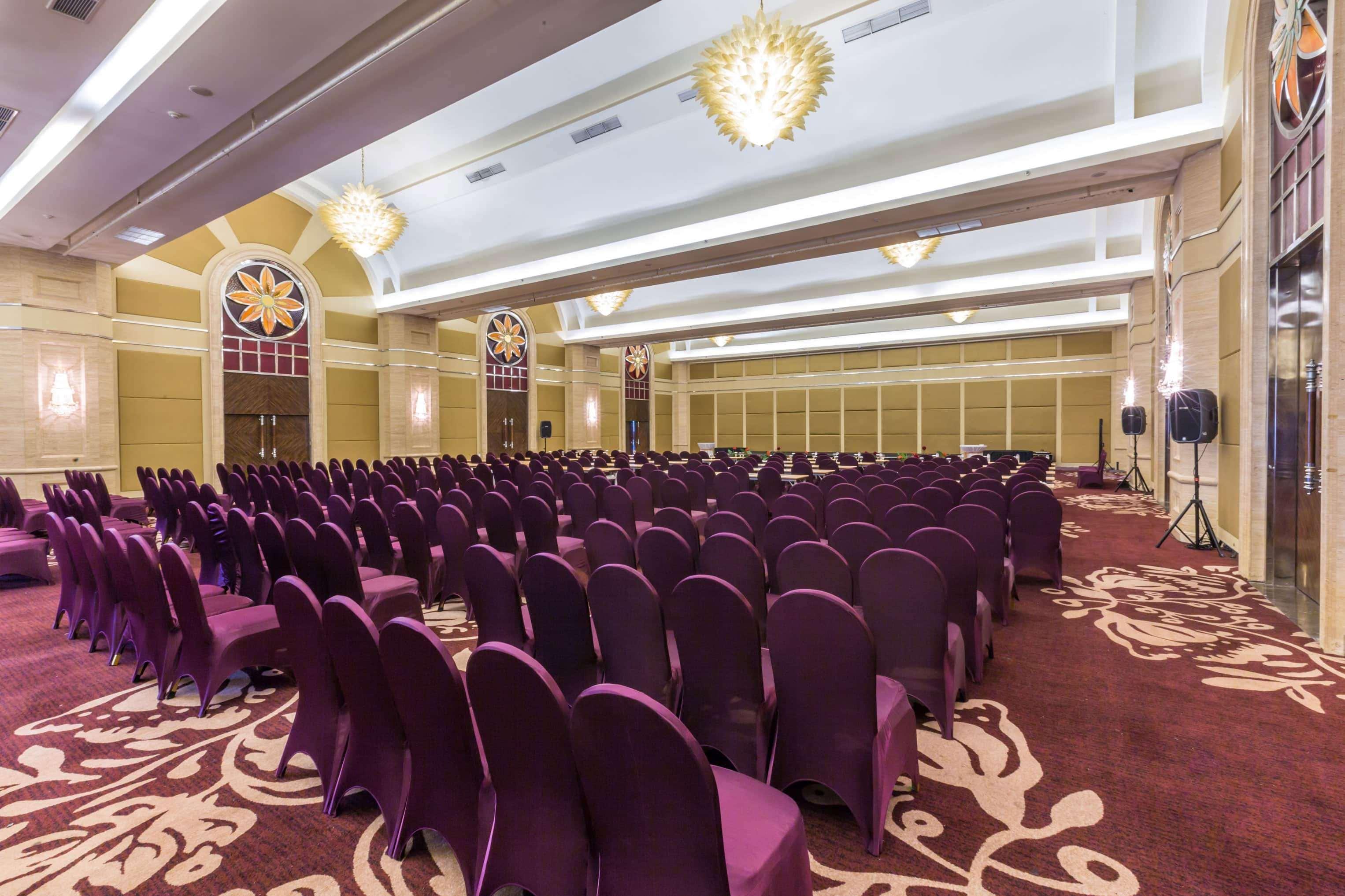 Wyndham Surabaya Exterior foto
