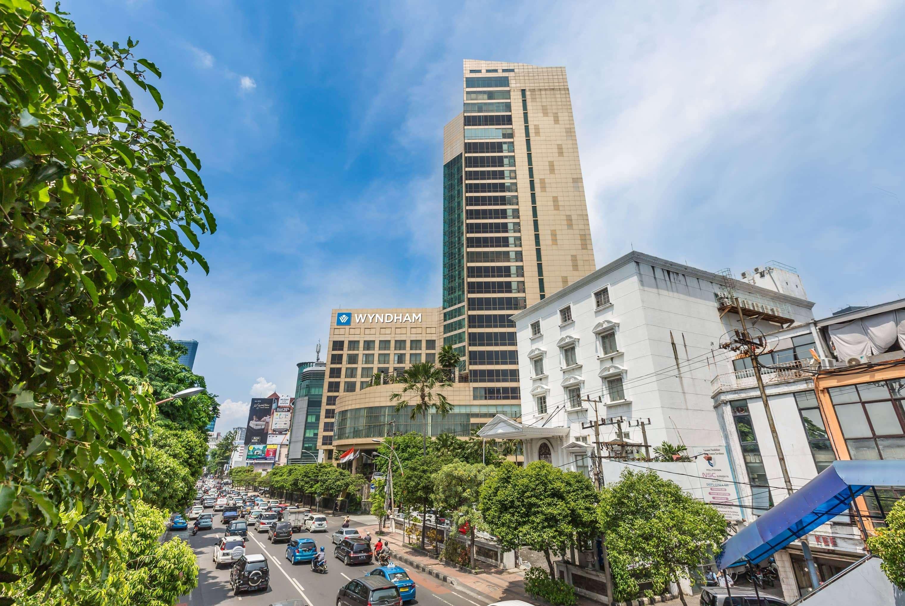 Wyndham Surabaya Exterior foto