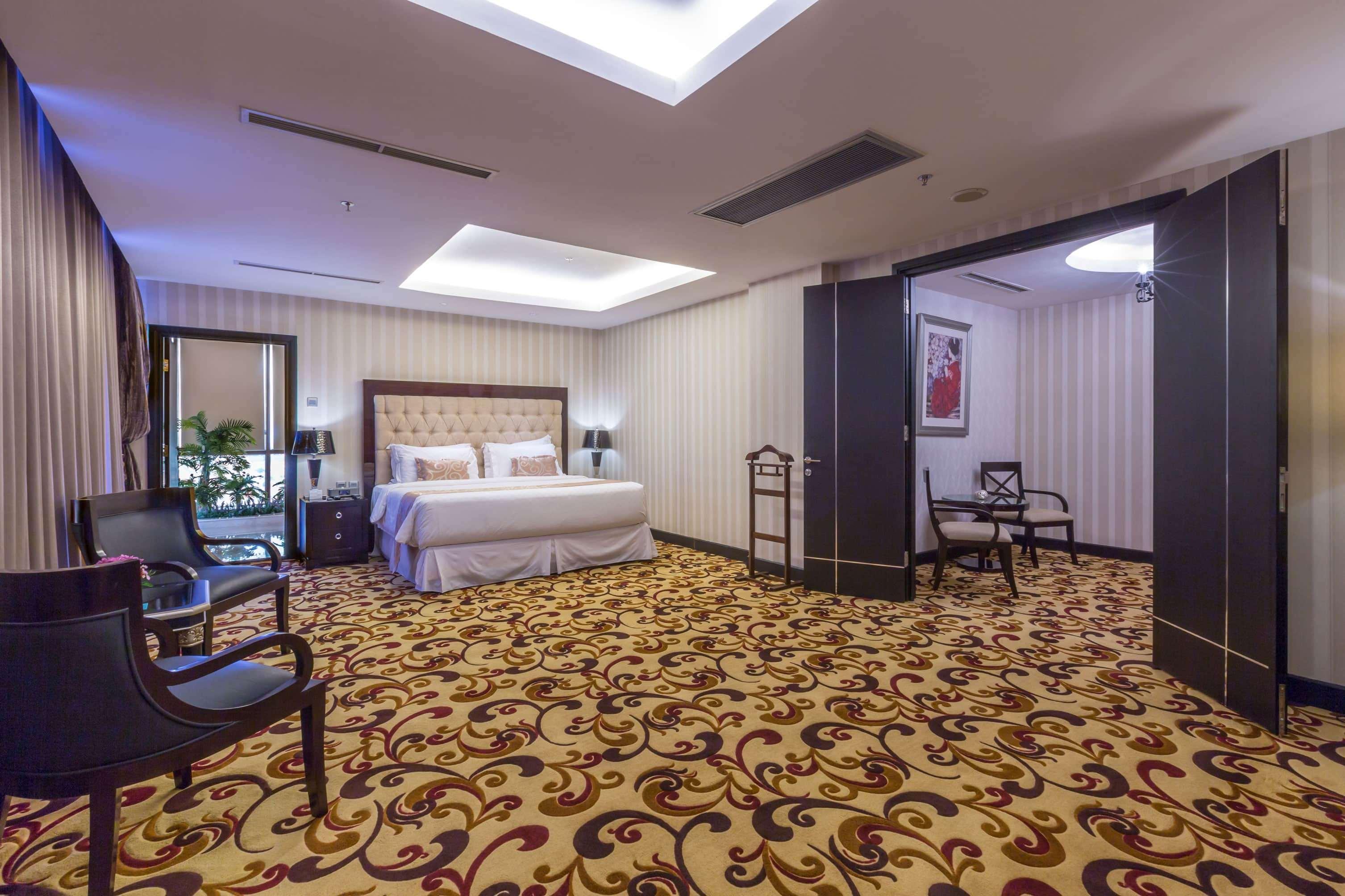 Wyndham Surabaya Exterior foto