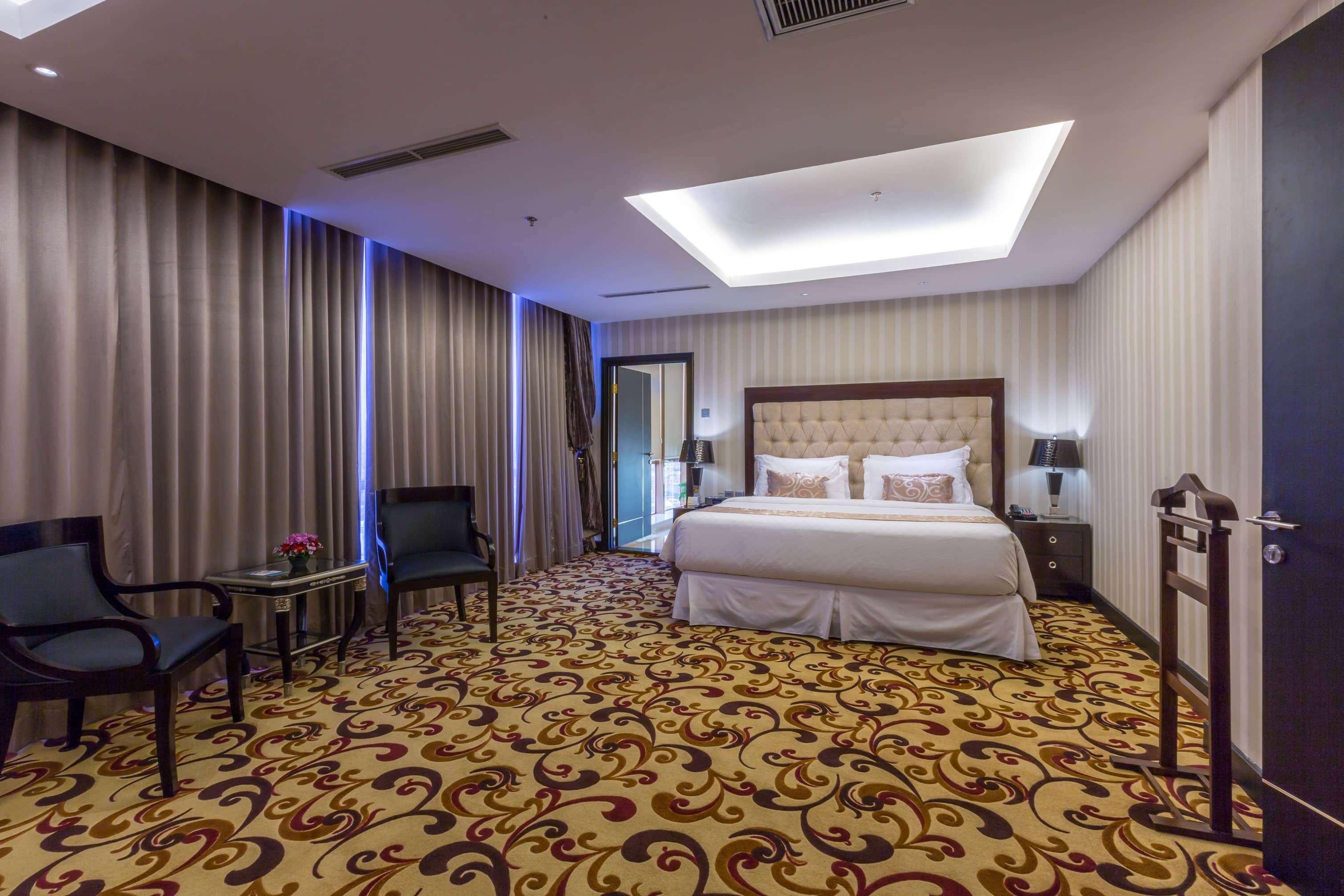 Wyndham Surabaya Exterior foto