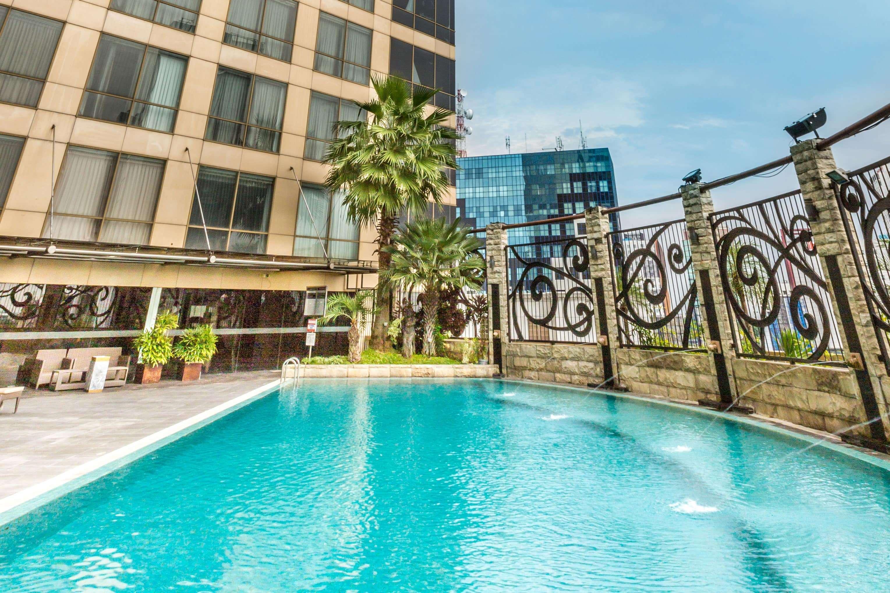 Wyndham Surabaya Exterior foto